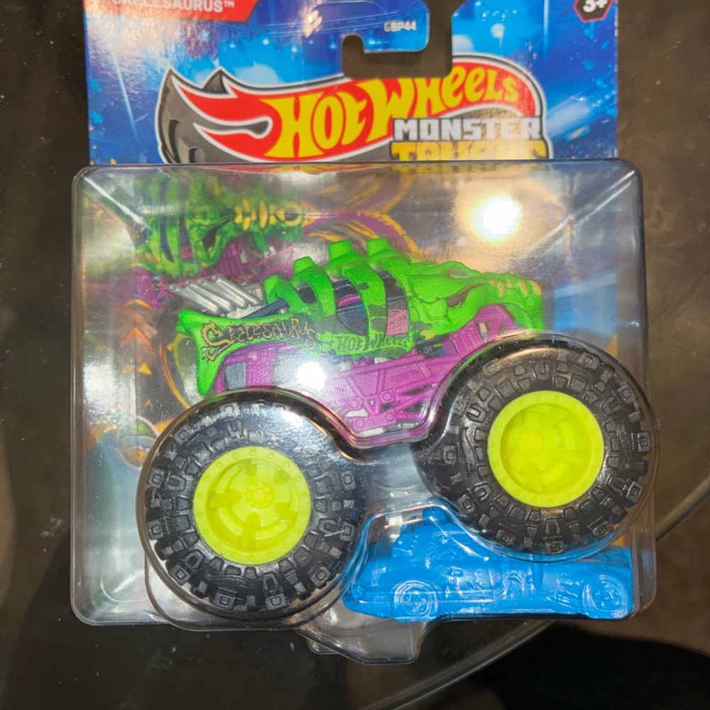 Monster Truck - Green and Purple